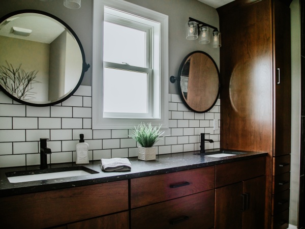 custom bathroom vanity
